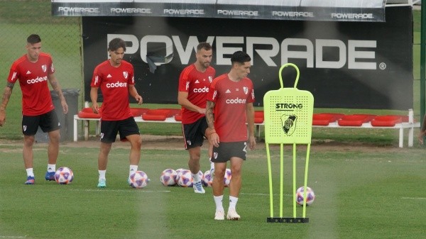 River se entrenó a puertas abiertas con la presencia de Kranevitter.