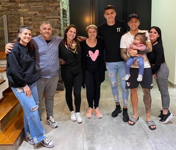 Enzo Fernández Imanol Segovia