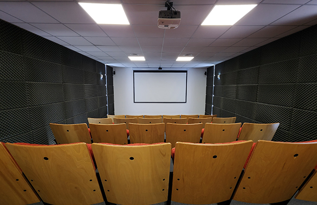 Nuevo microcine destinado al videoanálisis (Foto: Prensa River)