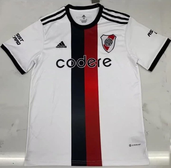 El nuevo modelo que se vende en sitios online de China