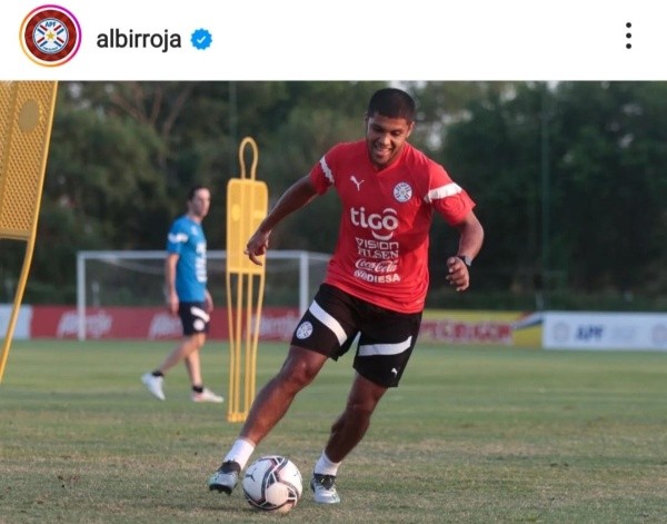 Rojas se prepara con todo para el amistoso ante Chile (Captura)